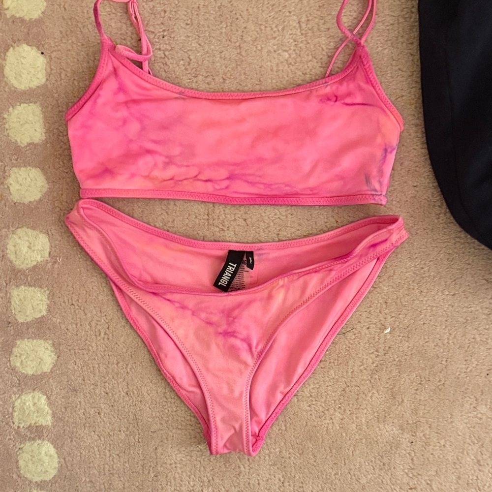 Triangl ULTRA RARE pink tie dye set